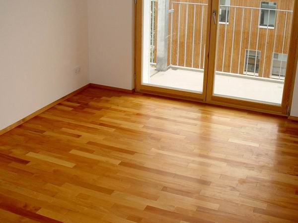 Limpieza y mantenimiento del parquet de madera