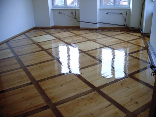 Cómo se vitrifica un piso de madera