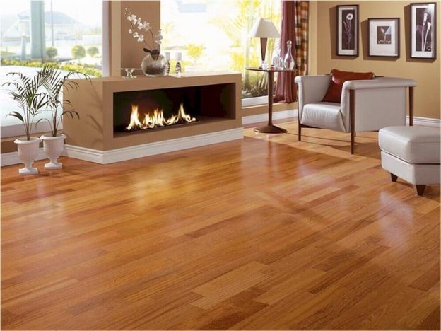 Cómo instalar un piso de madera maciza