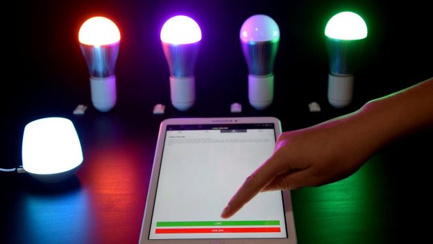 Tecnología en el hogar: Aplicaciones para controlar la iluminación de casa