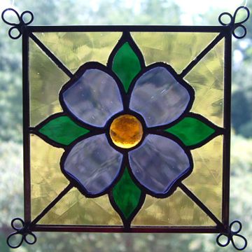 Cómo fijar las piezas sueltas de un vitral